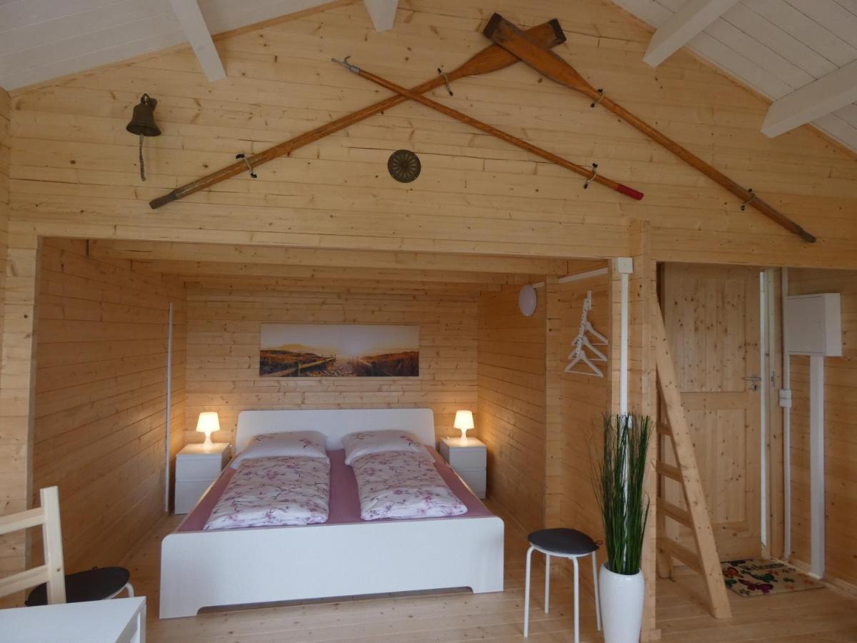 Peenehof Koeppen - Ferienwohnungen & Schlaffaesser Jordenstorf Luaran gambar