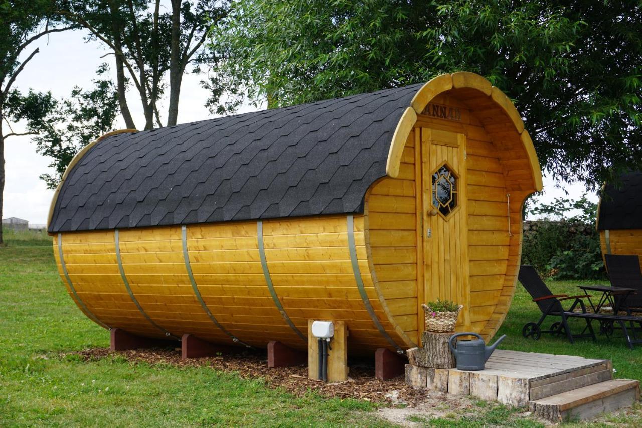 Peenehof Koeppen - Ferienwohnungen & Schlaffaesser Jordenstorf Luaran gambar